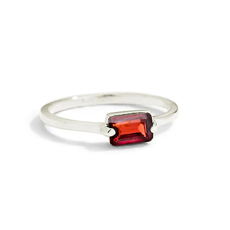 Baguette Ring, Garnet, Silver
