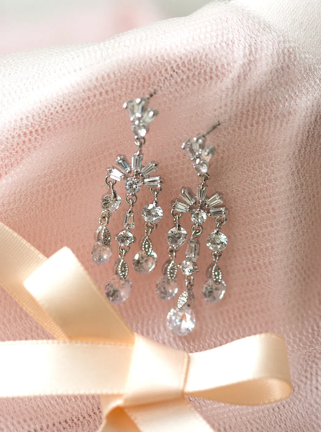 Deco Dainty Drop Earrings