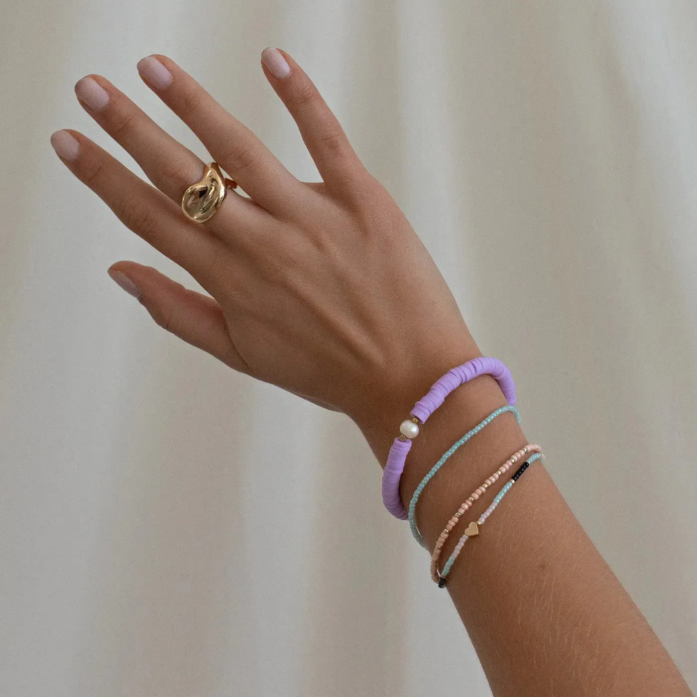 Delicate Pink and Gold Bead Bracelet