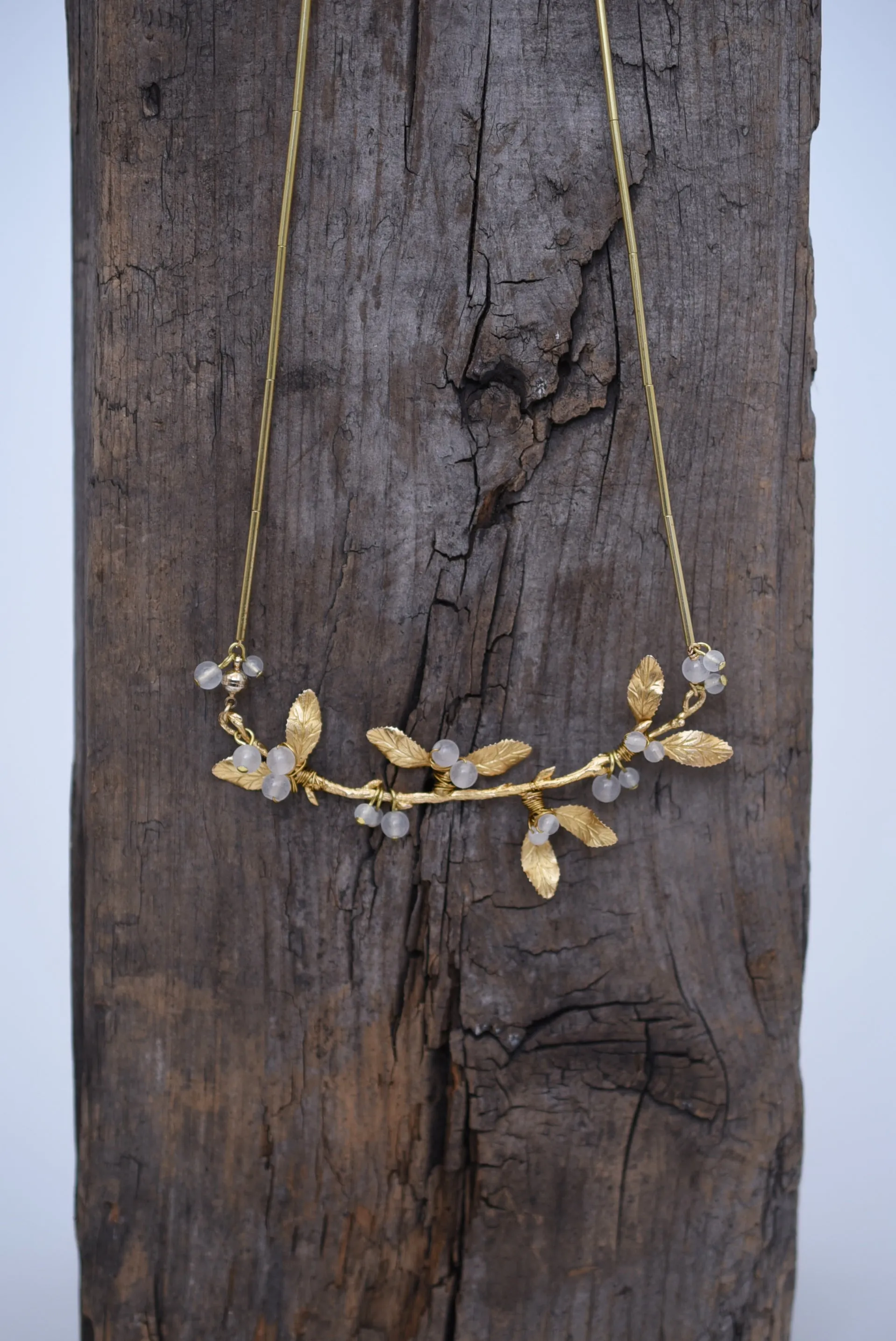 mistletoe necklace