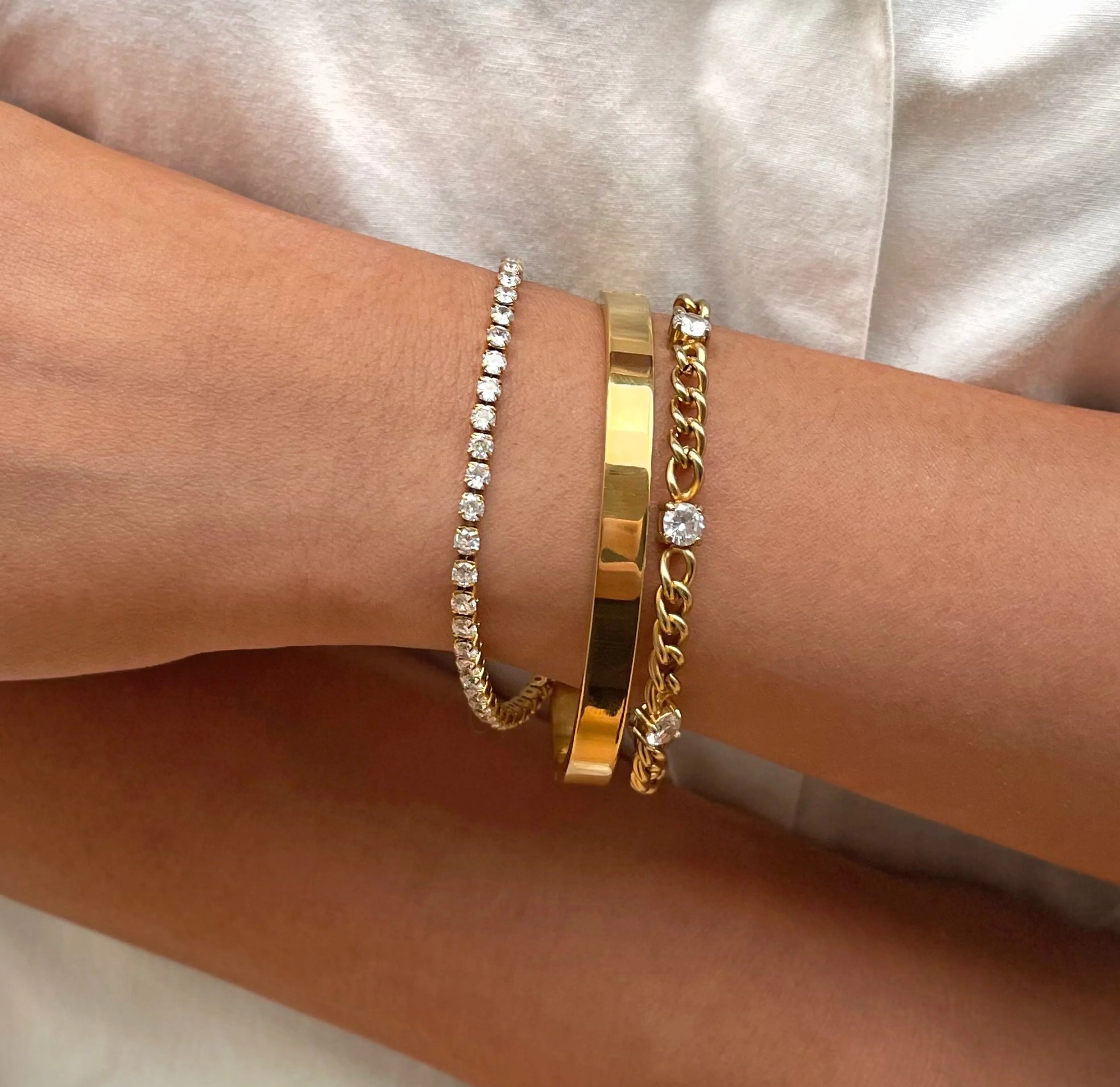 PARIS DAINTY CZ DIAMOND TENNIS BRACELET - GOLD