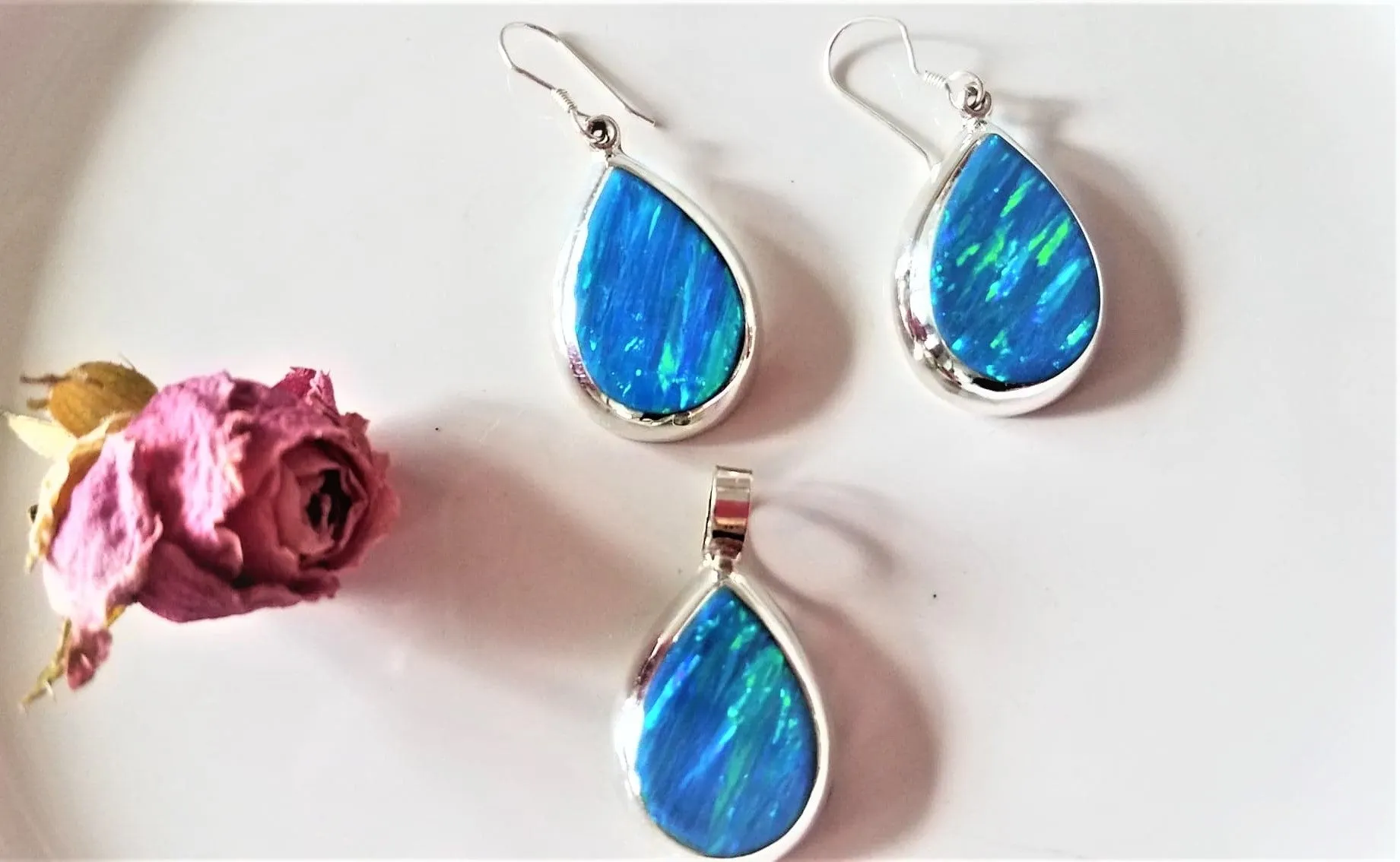 Taxco Sterling Silver Set -Earrings & Pendant