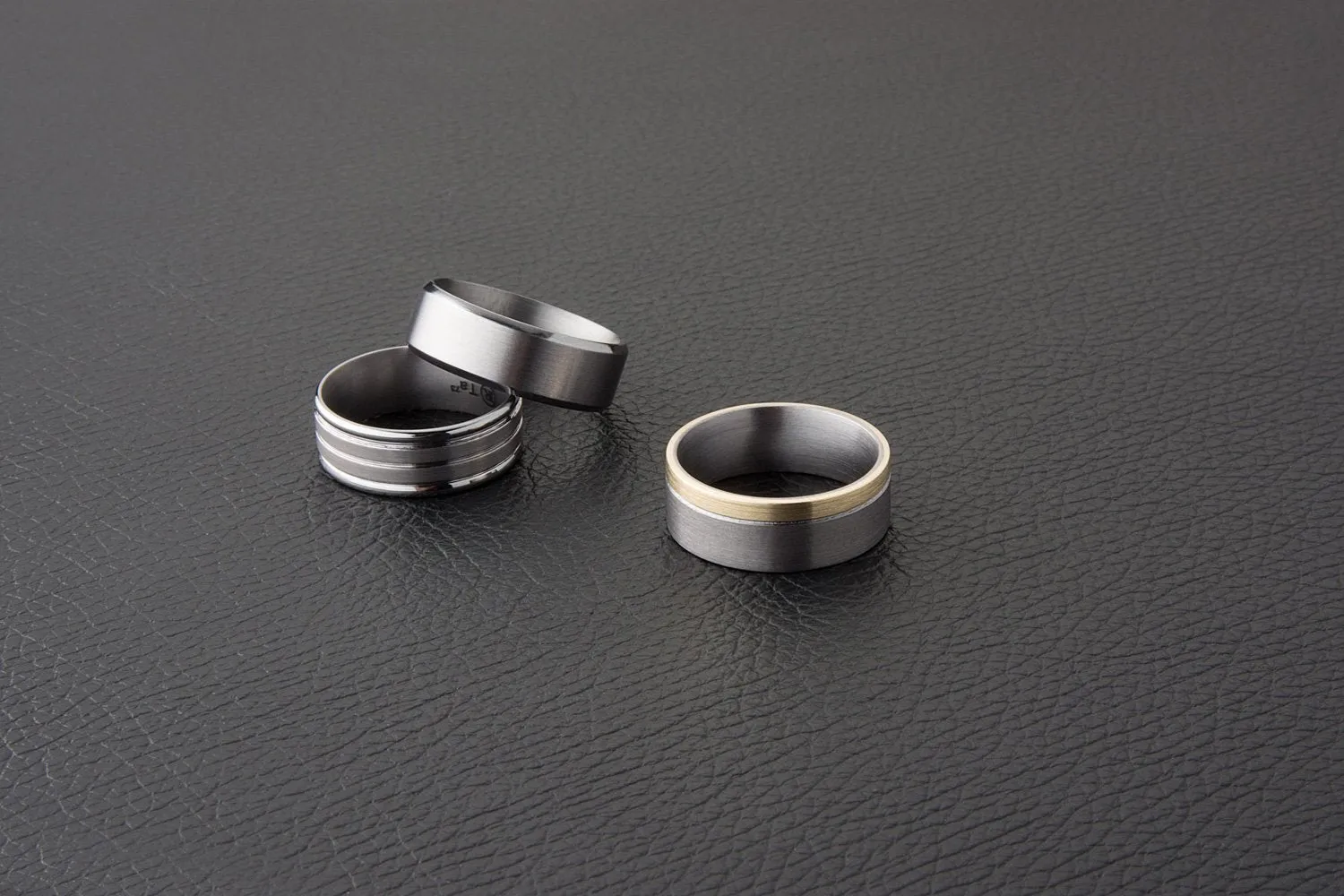 The Lawrence Gold Wedding Ring