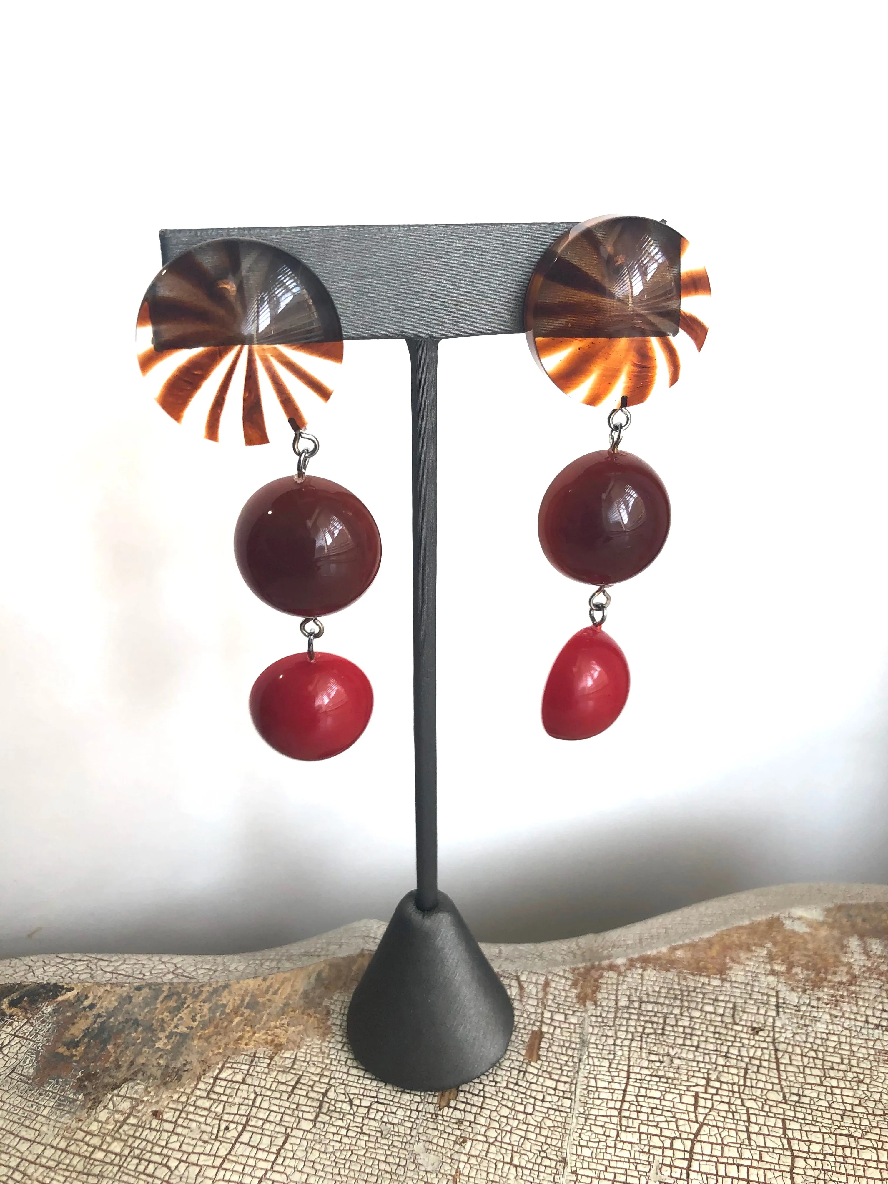 Tortoise Sunburst Carnelian & Red Tri Dot Drop Earrings