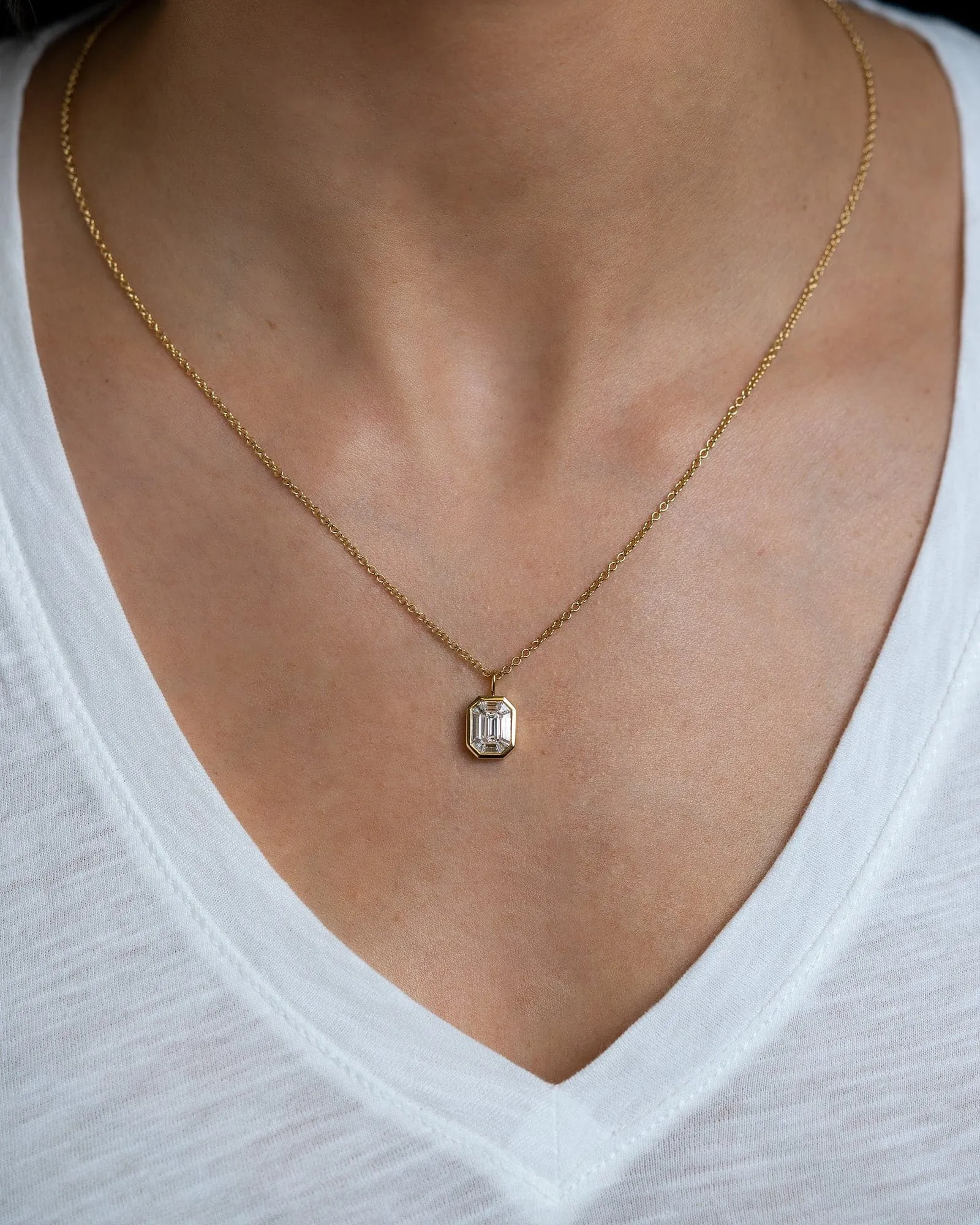 Vertical Kaleidoscope Diamond Pendant by Rahaminov